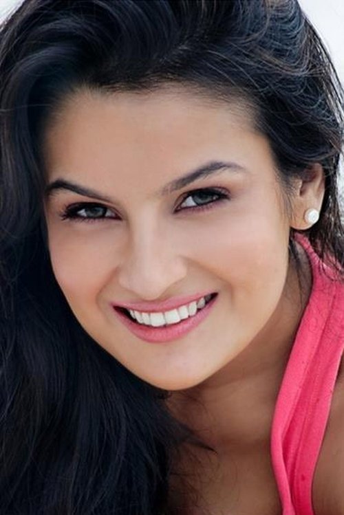 Priyanka Bassi as Cadet Naina Singh Ahluwalia