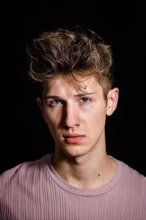 Mateusz Ciawłowski as Kuba