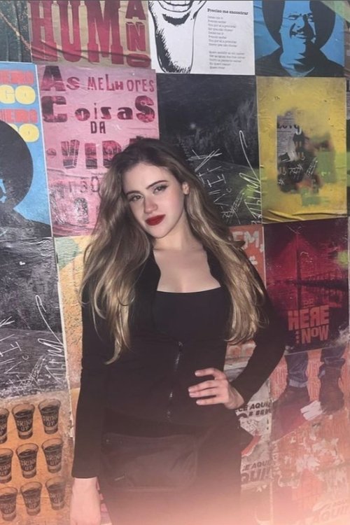 Bruna Rodrigues do Nascimento as Helena