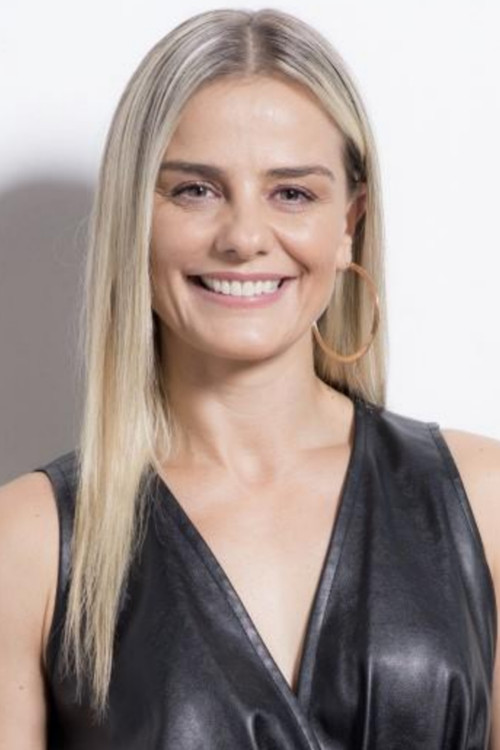 Milene Domingues as Self