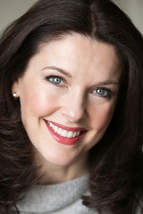 Josefina Gabrielle as Martine