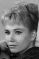 Anna Dubrovina as Нина Шлык