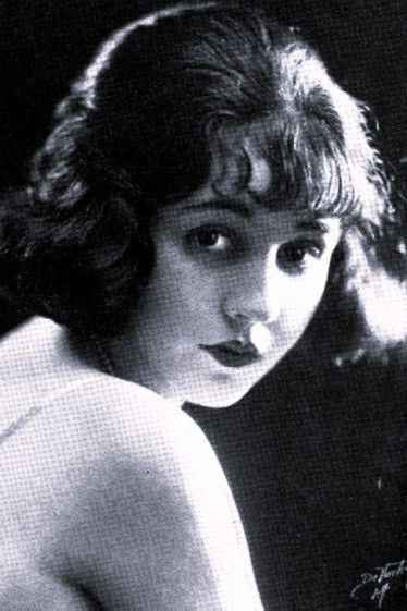 Lucille Hutton as Anne