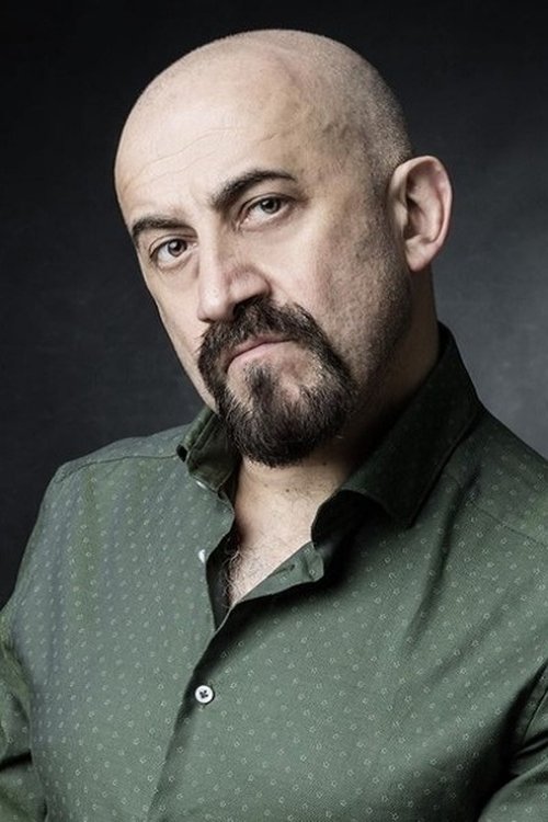 Gianluca Iacono as Rudy