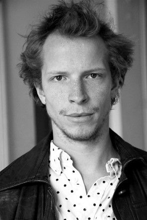 Alexis Julemont as Brother Hanker