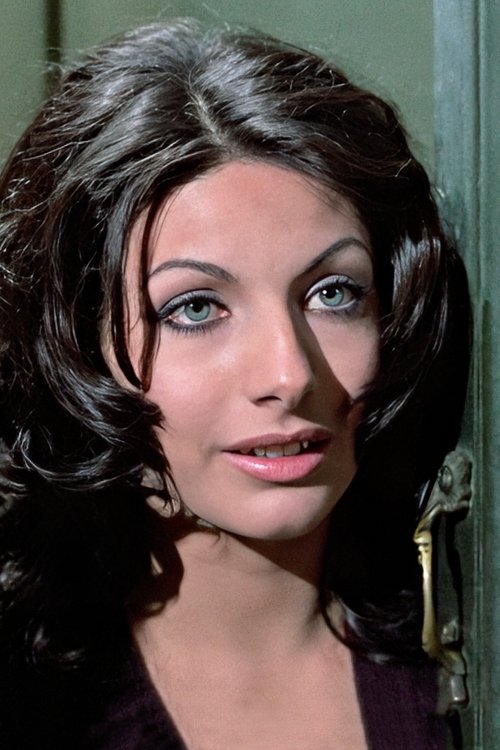 Ada Pometti as Handmaid