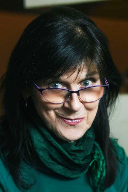 Maja Boh-Hočevar as Irtev