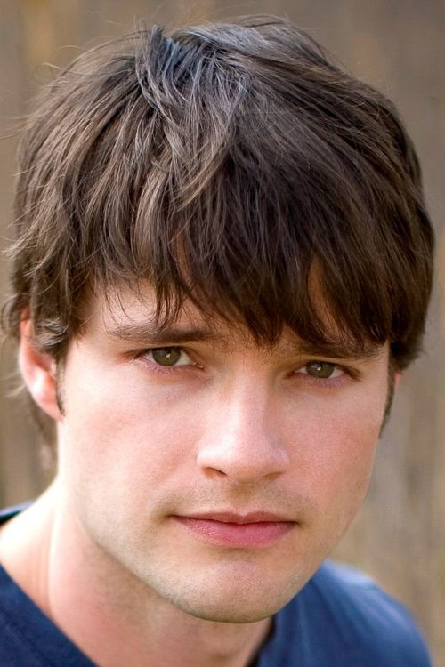 Nick Cornish as Dennis