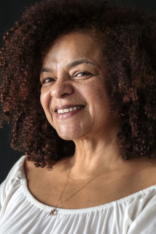 Ana Rita Guimarães as 