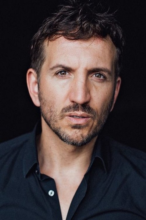 Sebastian Gerold as Hannes