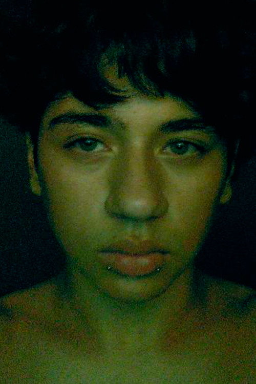 Vicente Esteban León Arancibia Bernal as Protagonista