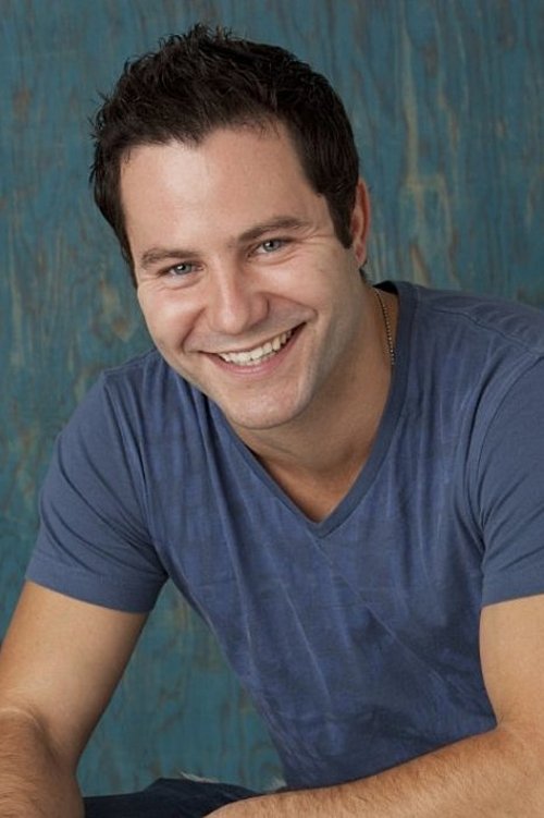 Chris Moss as John Anderson