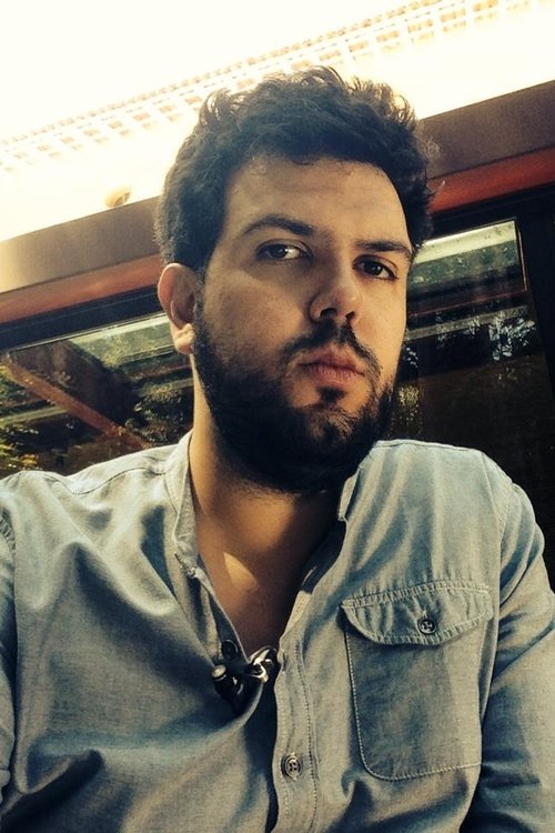 Rafael Lessa as Rafael