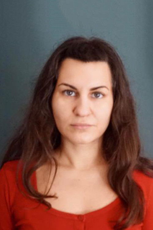 Stavrianna Daouti as Σοφία