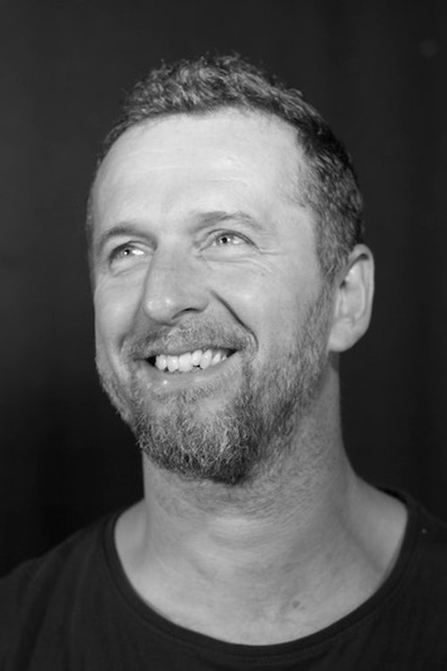 Dénes Bernáth as Benjamin