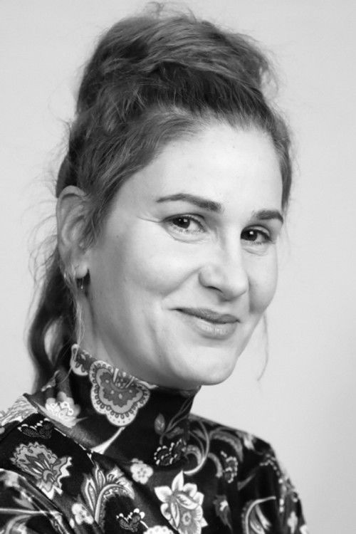 Stavroula Kontopoulou as Junkie