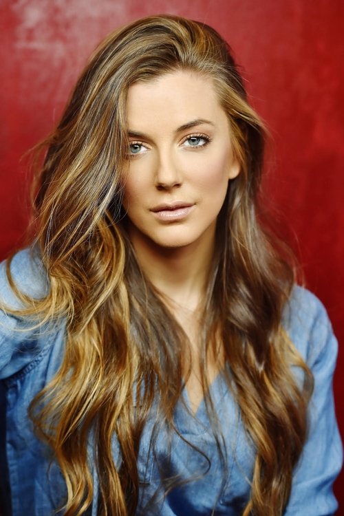 Kim DeJesus as Jennifer