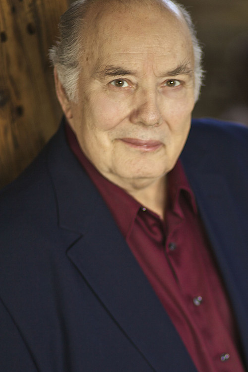 Robert Breuler as Dr. Leo Sagan