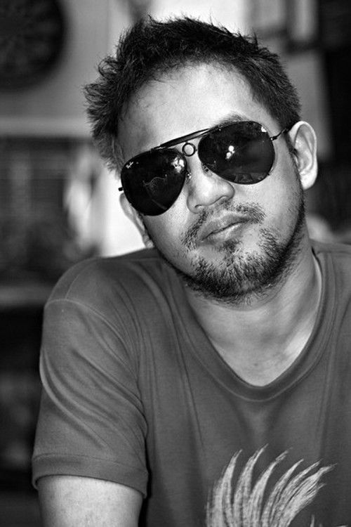 Khavn as The Pianist