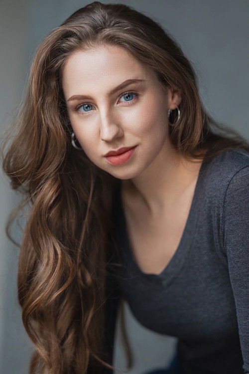 Maria Young as Isobel