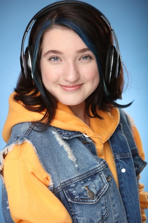 Nicole Moorea Sherman as Sarah