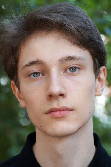 Albert Lichtenstern as 