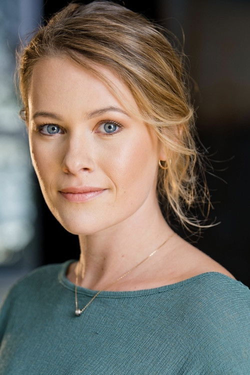 Meranda Long as Mira