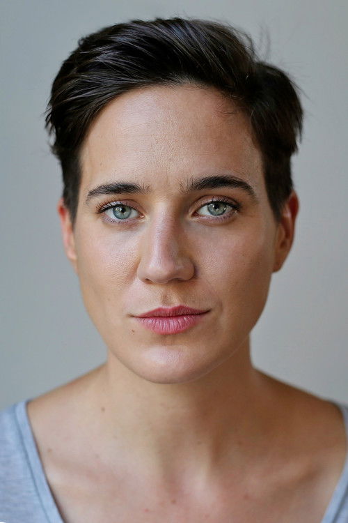 Imogen Daines as Detective Wallis