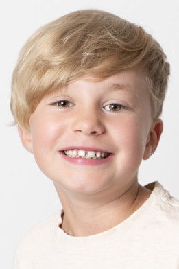 Samuel Muller as Mats