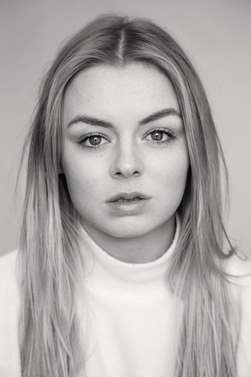 Shauna Higgins as Caravan Girl #1