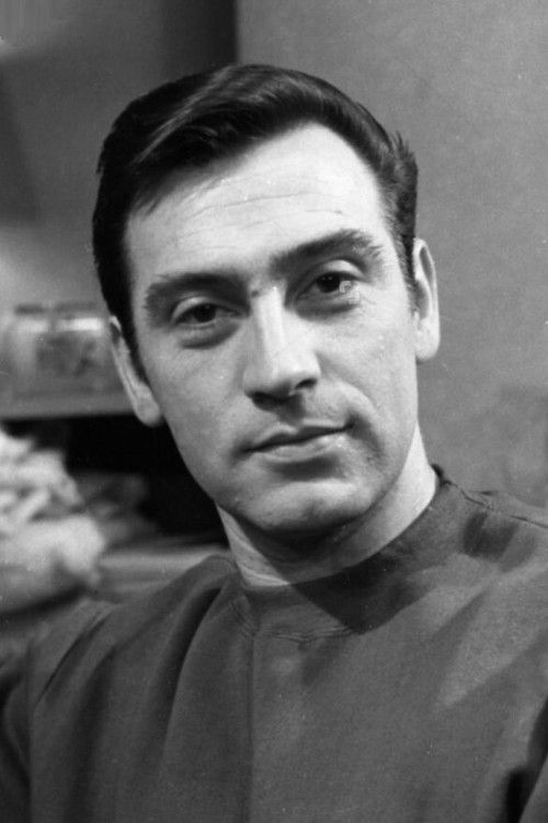 Ernst Walder as Frischauer