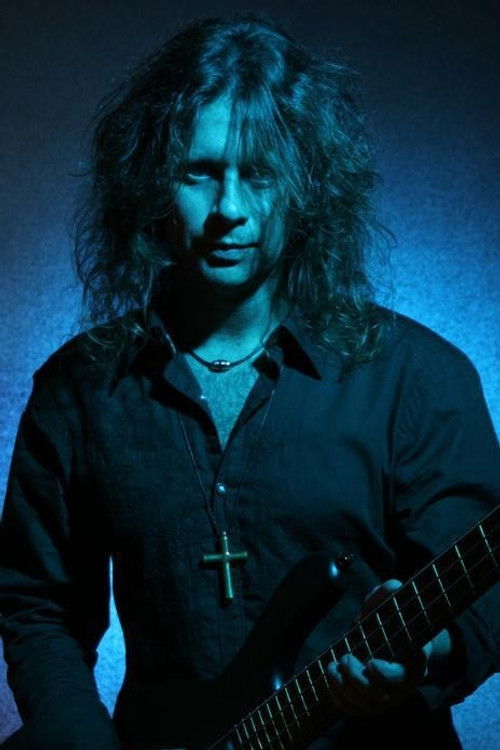 Rob Schomaker as Bass