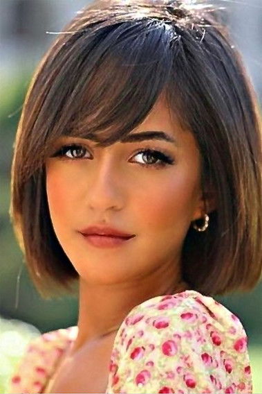 Marwa Anwar as مروة - فتاة الأشعة