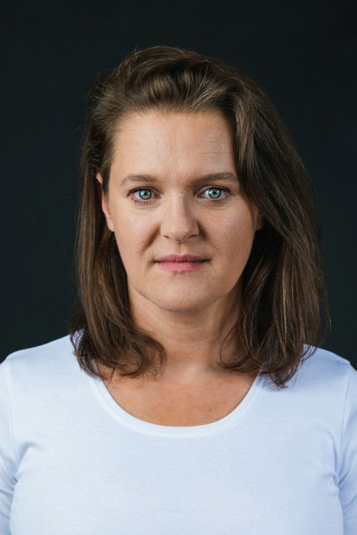 Tajna Peršić as Tamara