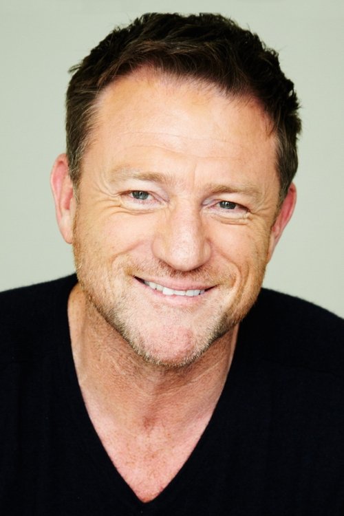 Rob Flanagan as Detective Stocky