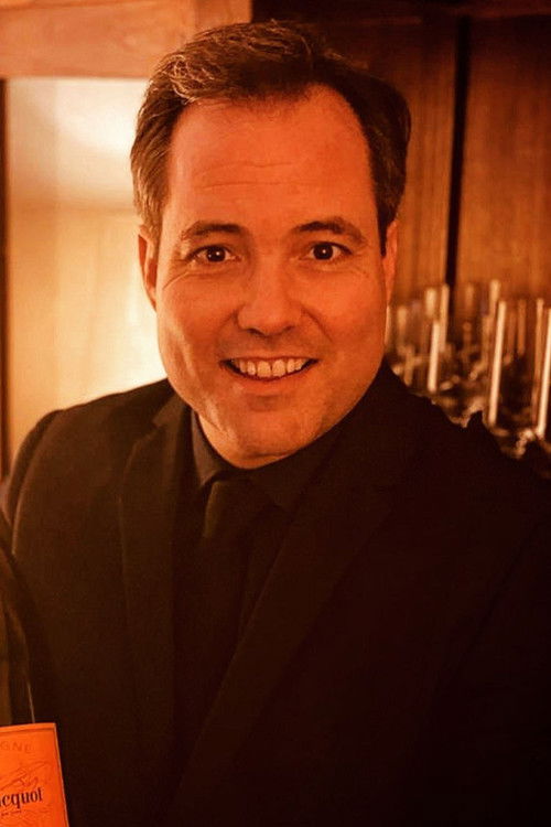 Sergi Ruibal as Guardia 1