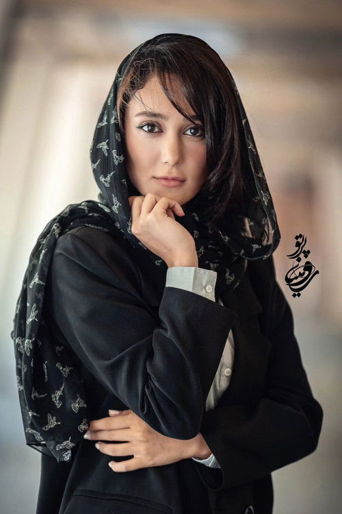 Saghi Asgari as Saghi