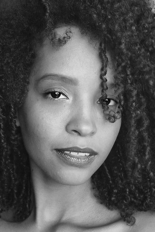 Sara Letícia as Ser da Floresta