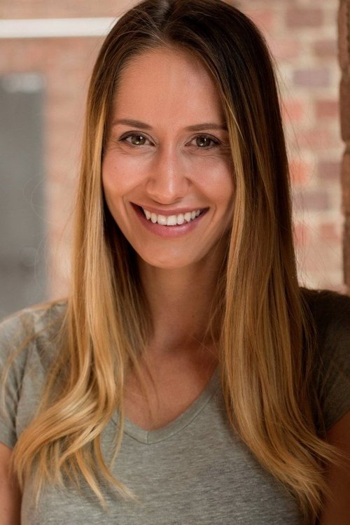 Anna Beletzki as Misty