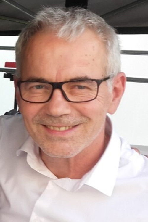 Robert Janowski as "Rokendrol"