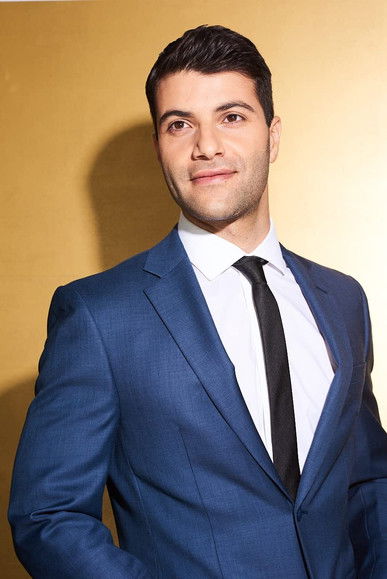 Daniel Peera as Carter