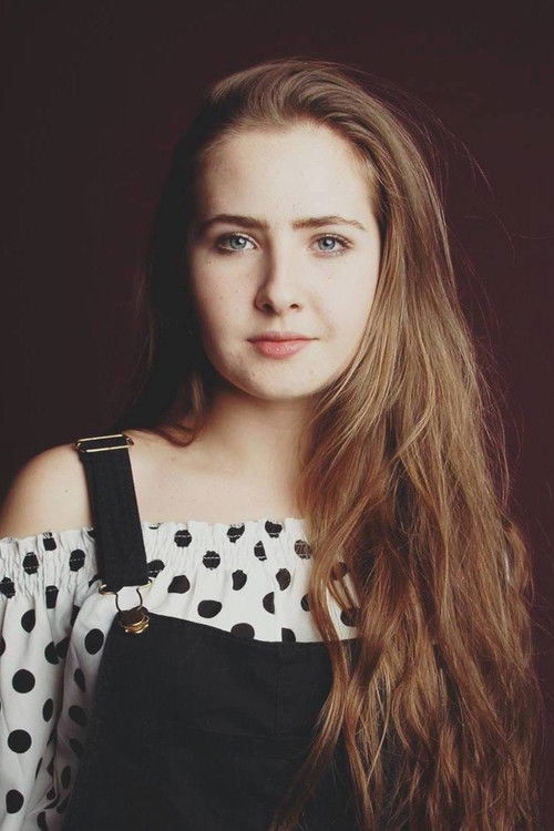 Helena Finatzer as Marie