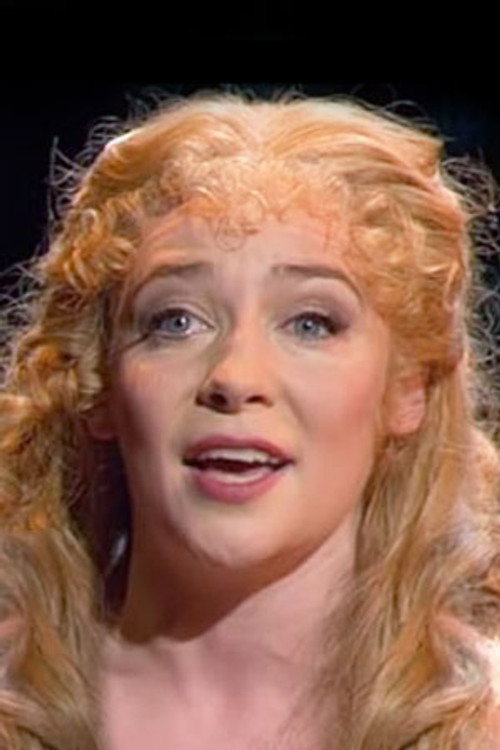 Daisy Maywood as Humpty