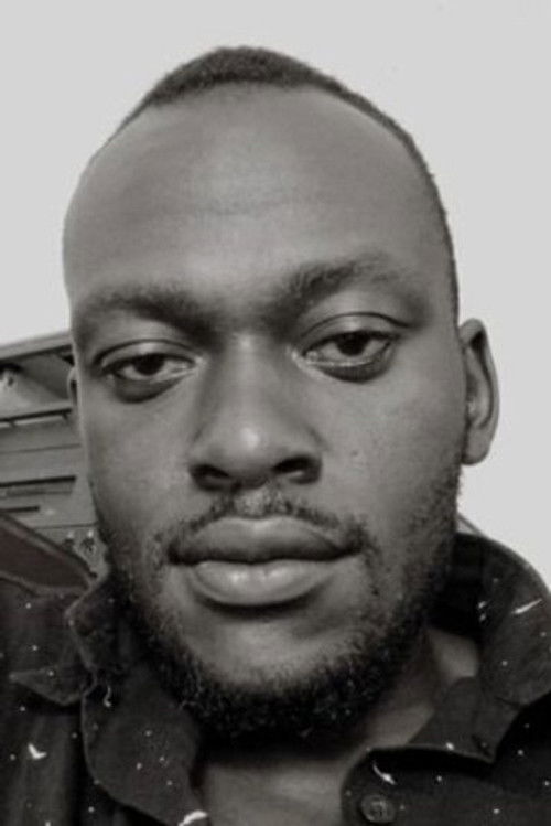 Musisi David as Tom Cruise