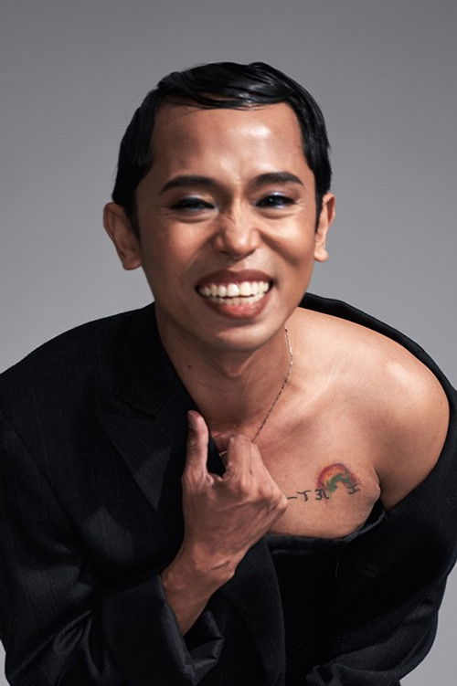 Phillippe Salvador Palmos as Mel's Officemate