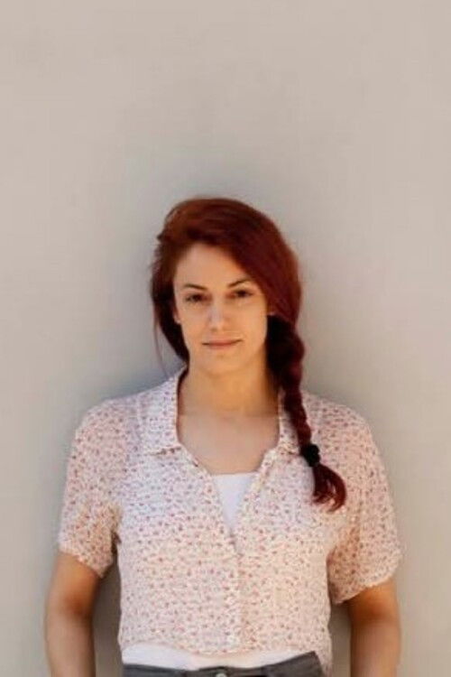 Xanthi Spanou as Anna