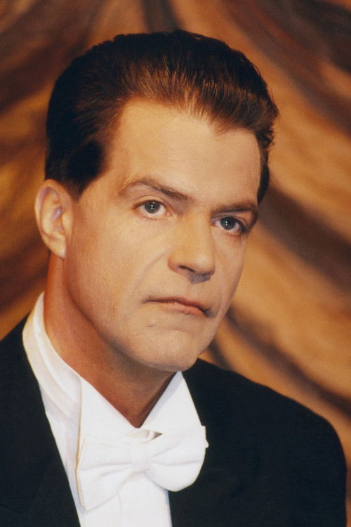 Tõnu Kilgas as Georg Ots