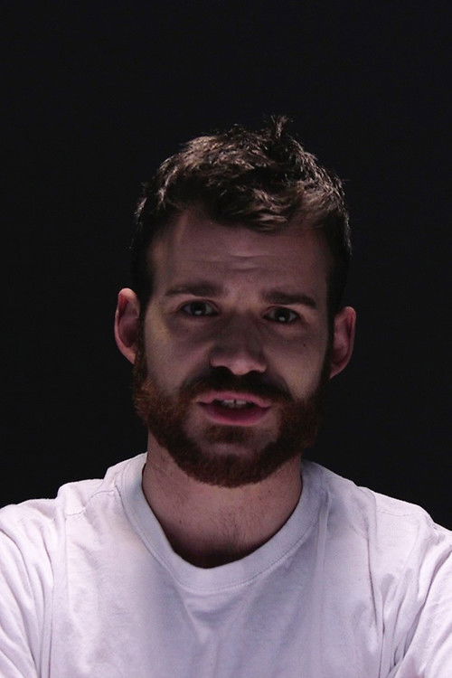 Benjamin Jablonowski as Frank Whalen