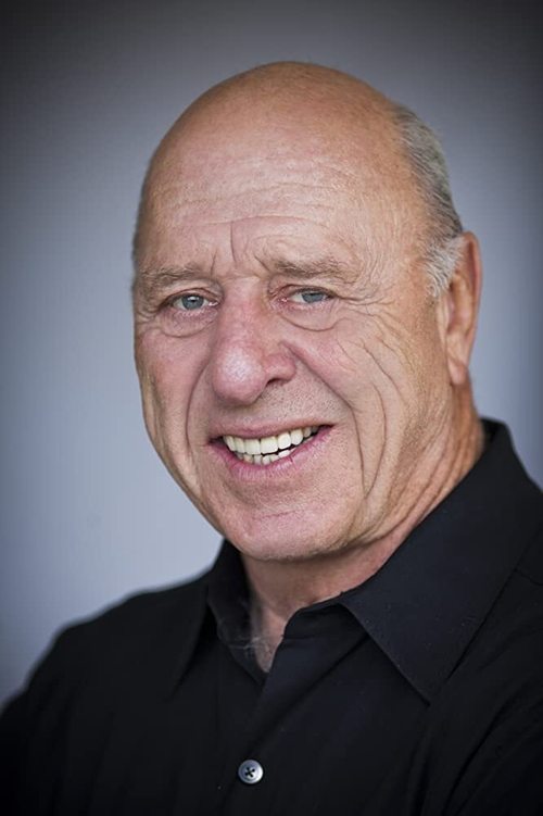 George Fisher as Cabbie