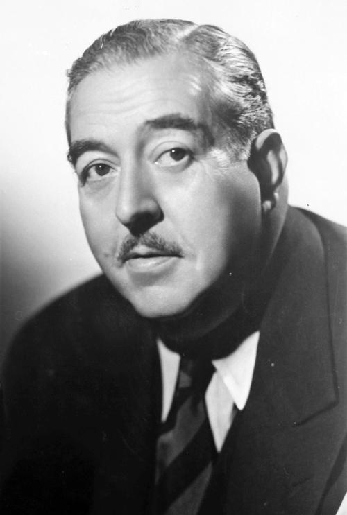 Walter Connolly as Humphrey Craig